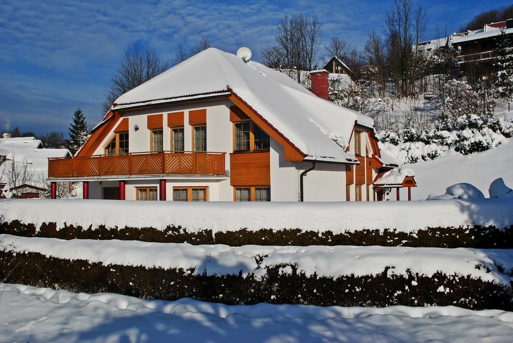 Pension B&B Врхлаби Экстерьер фото